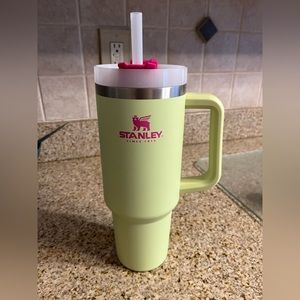 STANLEY 40oz TUMBLER